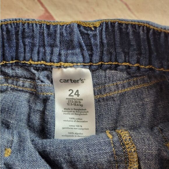 Carter's shorts 24mo  - Picture 3 of 4